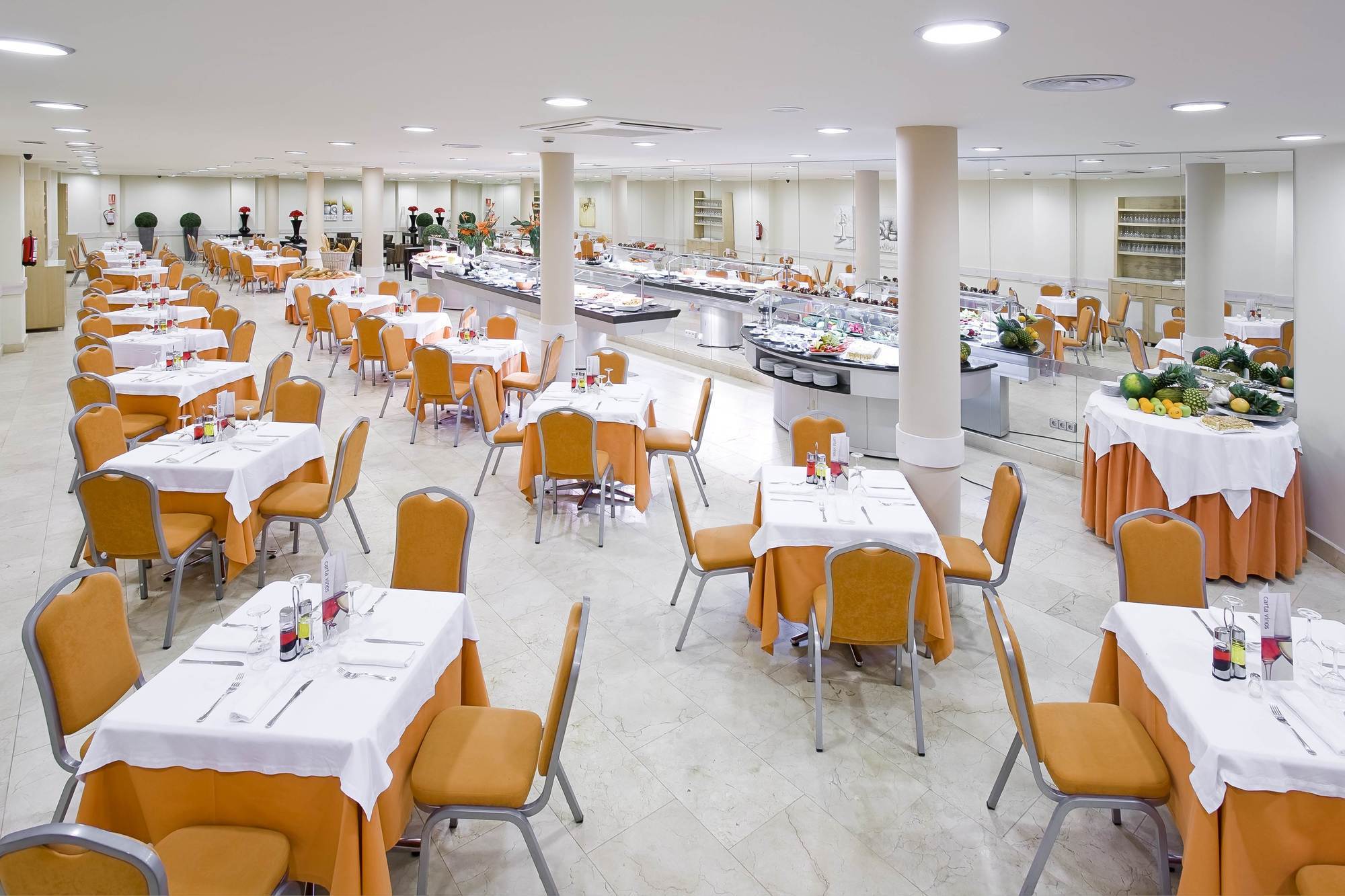 Gran Hotel Suances Restoran gambar